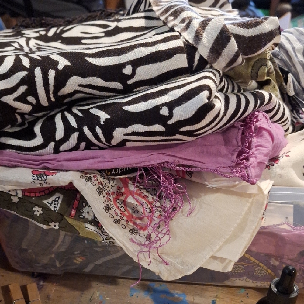 Fashion Scarves and Pashminas